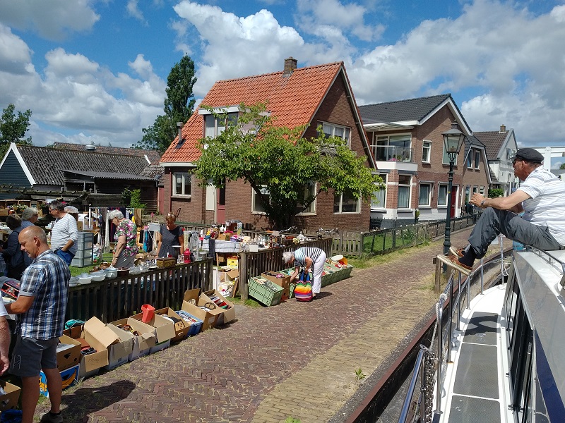 The pace of life in Friesland suits this riverside 'car boot' sale we chanced upon whilst waiting for a bridge in Ossenzijl